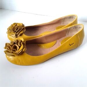 BOC Born Concept Yellow Mustard Flat shoes 9.5M
